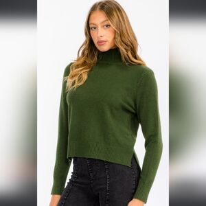 Women long sleeve turtle neck light weight sweater